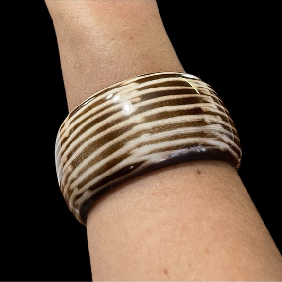 Vintage Chunky Earthtone Bakelite Bangle - Picture 3 of 6